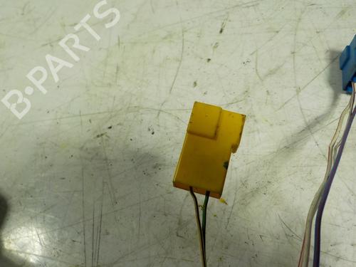 Front left lock MERCEDES-BENZ VANEO (414)  | BP9083834C98 