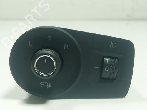 mirror-switch-mg-mg-zs-suv-10356259-2017-17861553 main image