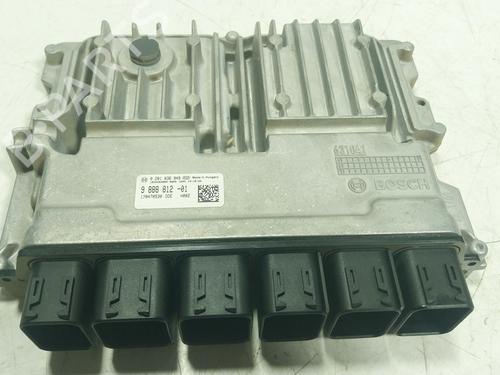Used Engine control unit (ECU) BMW 1 (F40) 118 d (150 hp) 31124129