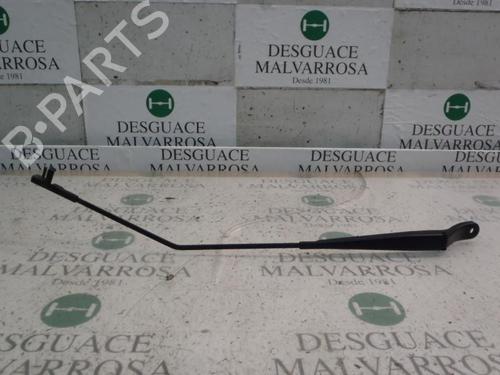Used Front windshield wiper arm PEUGEOT 207 (WA_, WC_) 1.4 16V (95 hp) 3815869