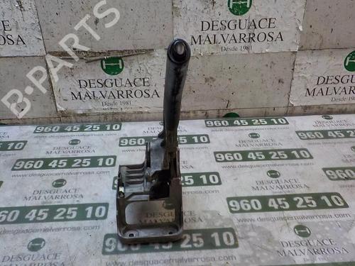 Travão de mão Travão de mão VW TOURAN (1T1, 1T2) 2.0 TDI 16V (140 hp) 8771192 8771192