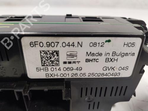 Climate control SEAT ARONA (KJ7, KJP) 1.0 TSI | BP32092004I5 - Image 4