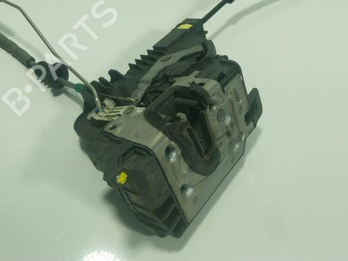 Used Front left lock MERCEDES-BENZ VITO Van (W447) 111 CDI (447.601, 447.603, 447.605) (114 hp) 26123835