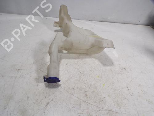 Used Windscreen washer tank Windscreen washer tank 7412801 7412801