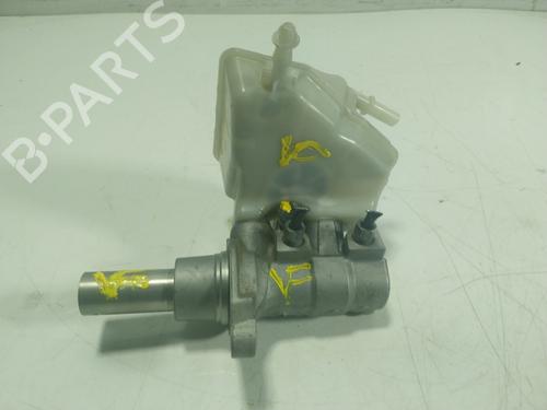 Used Brake master cylinder Brake master cylinder CITROËN C4 Grand Picasso II (DA_, DE_) 1.2 THP 130 (130 hp) 16728697 16728697