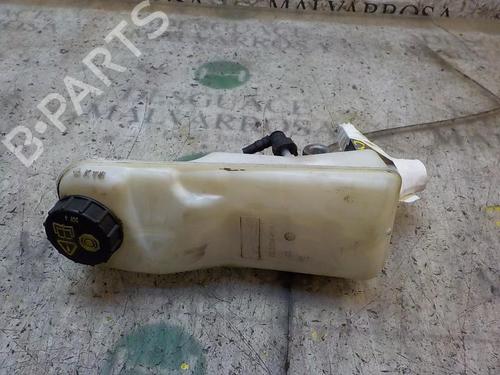 Used Brake master cylinder FORD MONDEO IV (BA7) 2.0 TDCi (140 hp) 3853473