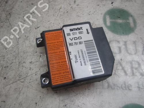 Used ECU airbags ECU airbags SMART CITY-COUPE (450) 0.6 (450.352, 450.353) (61 hp) 4016415 4016415