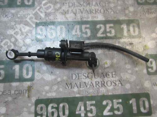 Used Clutch slave cylinder Clutch slave cylinder VW POLO V (6R1, 6C1) 1.0 (75 hp) 14280865 14280865