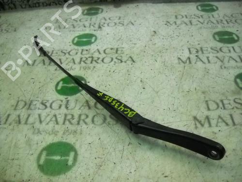 front-wipers-mechanism-opel-astra-h-gtc-a04-16-l08-2005-2006-2007-2008-2009-2010-3745578 main image