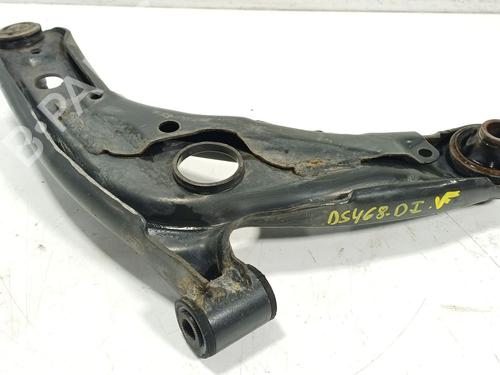 Used Left front suspension arm Left front suspension arm TOYOTA YARIS (_P13_) 1.5 Hybrid (NHP130_, NHP130) (101 hp) 36447509 36447509