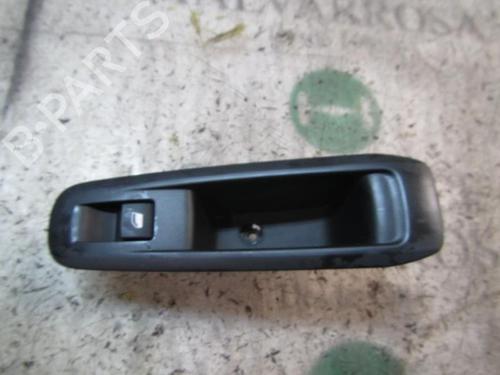 Used Left rear window switch PEUGEOT 308 II (LB_, LP_, LW_, LH_, L3_) 1.6 HDi (92 hp) 3842252