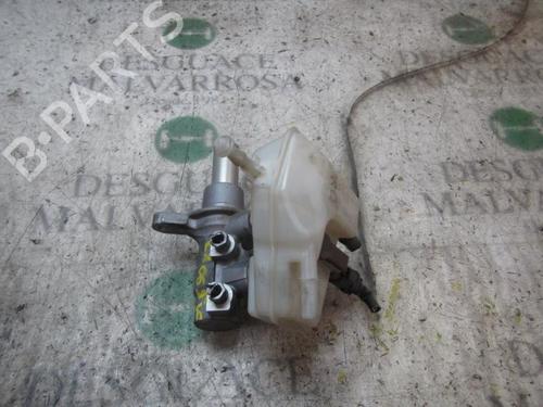 Used Brake master cylinder Brake master cylinder PEUGEOT 308 II (LB_, LP_, LW_, LH_, L3_) 1.6 THP 125 (125 hp) 3839693 3839693