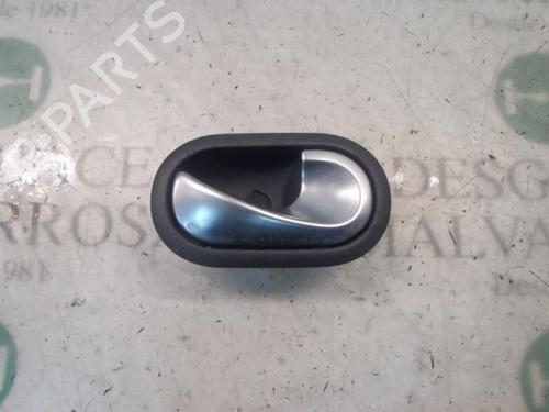 Used Front right interior door handle Front right interior door handle RENAULT SCÉNIC II (JM0/1_) 1.9 dCi (JM0G, JM12, JM1G, JM2C) (120 hp) 3807507 3807507
