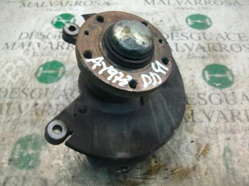 Used Right front steering knuckle Right front steering knuckle IVECO DAILY III Van 35 C 12 V, 35 S 12 V (AGKA43A2, AGKB43A2, AGKB46A2,... (116 hp) 3786129 3786129