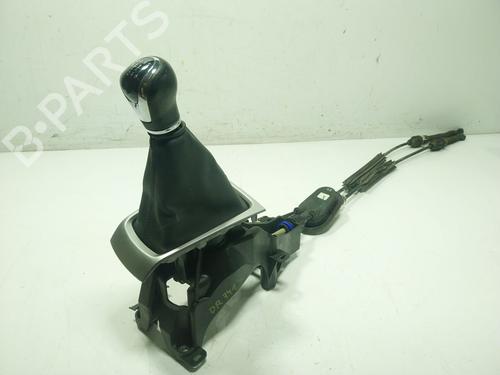 Used Gear lever NISSAN MICRA V (K14) 1.0 DIG-T 117 (117 hp) 29325690