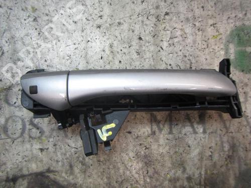 front-right-exterior-door-handle-mercedes-benz-s-class-w220-a2207600434-1998-1999-2000-2001-2002-2003-2004-2005-3837526 main image