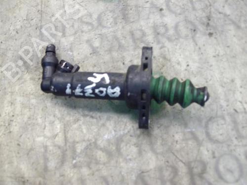 Used Clutch slave cylinder Clutch slave cylinder VW TRANSPORTER T4 Van (70A, 70H, 7DA, 7DH) 2.5 TDI (88 hp) 14300347 14300347