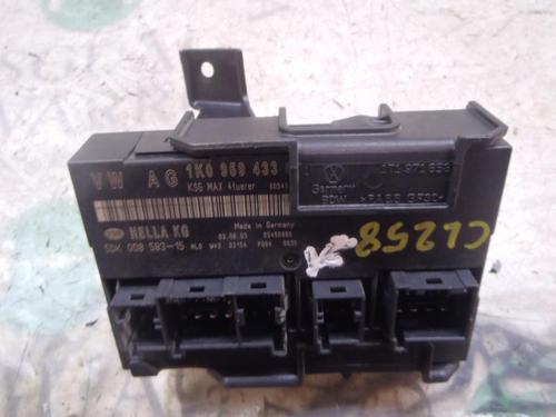 Elektronisk modul VW TOURAN (1T1, 1T2) 2.0 TDI 16V (140 hp) 3821040