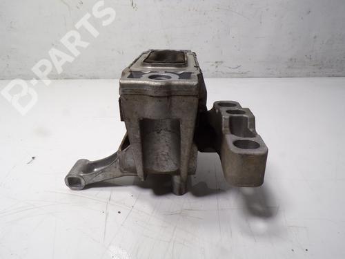 Used Engine mount Engine mount AUDI Q3 (8UB, 8UG) 2.0 TDI (140 hp) 10289251 10289251