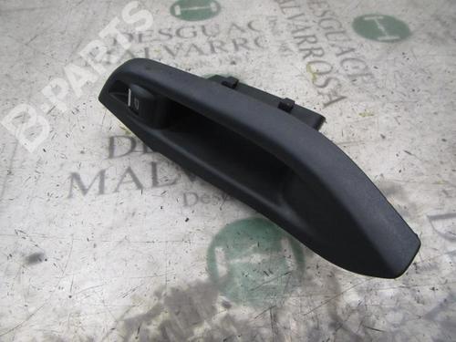 Used Left rear window switch Left rear window switch FORD FOCUS III 1.6 TDCi (115 hp) 3828831 3828831