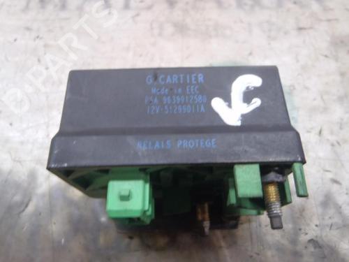 Used Electronic module Electronic module LANCIA PHEDRA (179_) 2.2 JTD (179AXC1A) (128 hp) 9090376 9090376