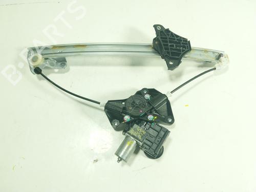 Used Front left window mechanism TOYOTA YARIS CROSS (MXP_) 1.5 Hybrid (MXPJ11) (131 hp) 31066935