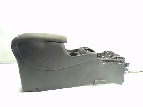 Used Armrest / Center console Armrest / Center console RENAULT KOLEOS I (HY_) 2.0 dCi (HY0K) (150 hp) 9225840 9225840