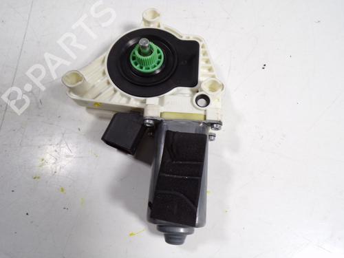 Used Right rear window motor MERCEDES-BENZ CLA Coupe (C117) [2013-2019]  8180572