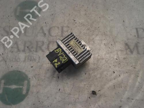 Elektronische module RENAULT MEGANE III Hatchback (BZ0/1_, B3_) 1.5 dCi (106 hp) 9090348