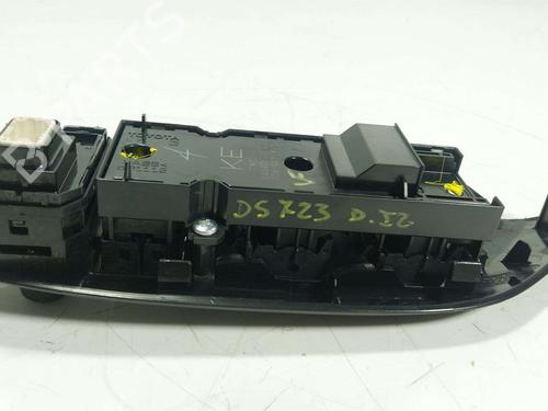 Left front window switch TOYOTA YARIS (_P21_, _PA1_, _PH1_) 1.5 Hybrid (MXPH13) | BP38546605I27 - Image 3