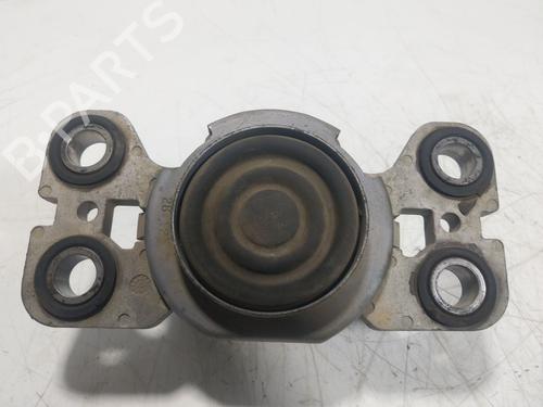 Engine mount LAND ROVER RANGE ROVER EVOQUE (L538) 2.2 D 4x4 | BP19272152M89 