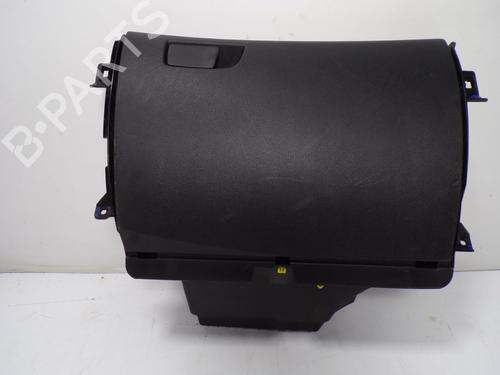 Hanskerom RENAULT MEGANE IV Hatchback (B9A/M/N_) 1.2 TCe 130 (B9MR) (130 hp) 13310810