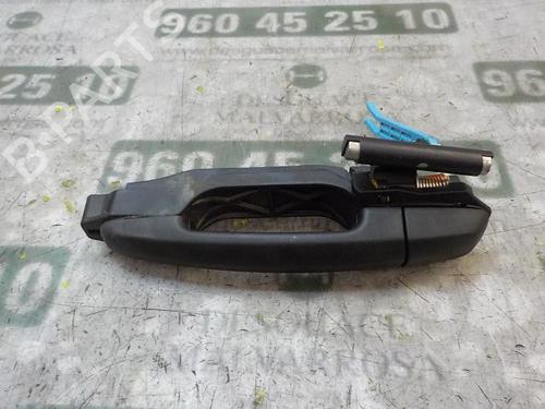 Used Rear left exterior door handle Rear left exterior door handle 4002039 4002039