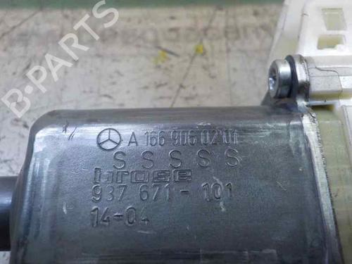 Right front window motor MERCEDES-BENZ S-CLASS (W222, V222, X222) S 350 BlueTEC / d (222.132, 222.032, 222.123) | BP6681557E20