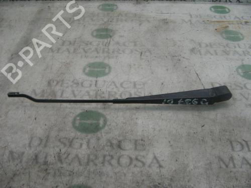 Used Front windshield wiper arm FORD ESCORT VI (GAL, AAL, ABL) 1.8 D (60 hp) 3746772