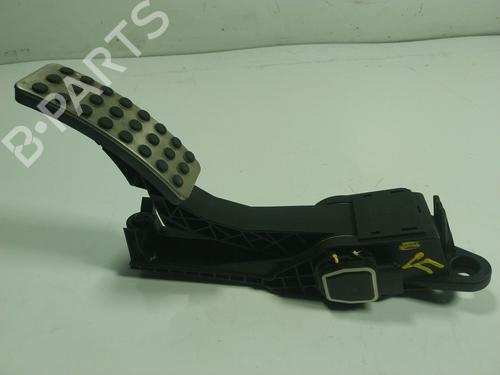 Used Pedal MERCEDES-BENZ M-CLASS (W164) ML 63 AMG 4-matic (164.177) (510 hp) 16835109