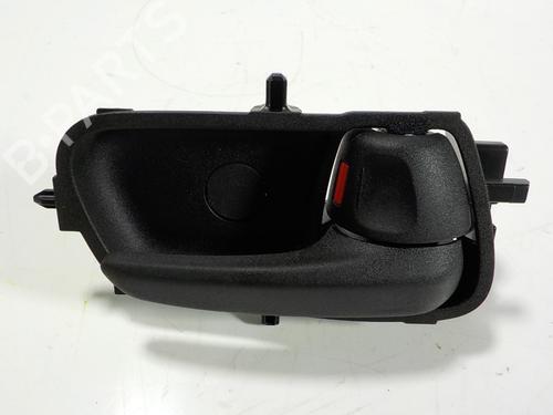 Used Rear right interior door handle Rear right interior door handle TOYOTA YARIS (_P21_, _PA1_, _PH1_) 1.5 Hybrid (MXPH11) (92 hp) 11193720 11193720