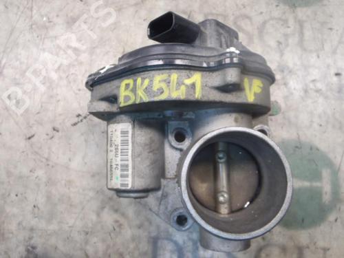 Used Throttle body FORD FOCUS II Convertible [2006-2010]  3796110