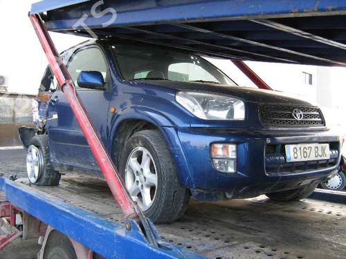 Sikringsdåse TOYOTA RAV 4 II (_A2_) 2.0 4WD (ACA21, ACA20) | BP3765107E1 