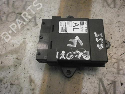 Used Electronic module OPEL VECTRA C (Z02) 2.0 DTI 16V (F69) (101 hp) 3735616