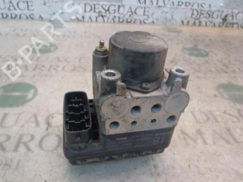Used ABS pump ABS pump TOYOTA RAV 4 II (_A2_) 2.0 4WD (ACA21, ACA20) (150 hp) 3813960 3813960