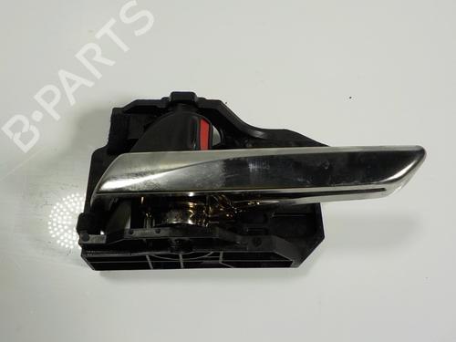 front-left-interior-door-handle-mazda-3-hatchback-bp-20-skyactiv-g-m-hybrid-bcjhv8393lh-2018-11191918 main image