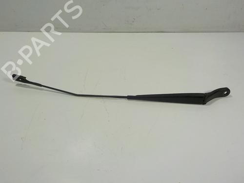 Used Front windshield wiper arm Front windshield wiper arm 11510540 11510540