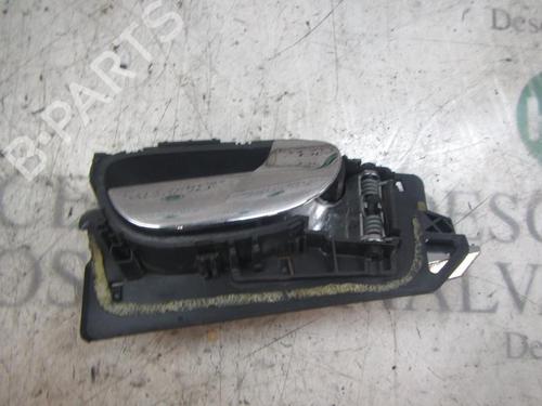 Used Front right interior door handle Front right interior door handle PEUGEOT 307 CC (3B) 1.6 16V (110 hp) 3821540 3821540