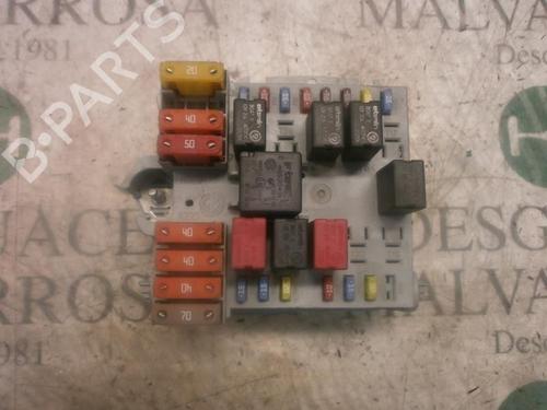 Used Fuse box Fuse box ALFA ROMEO 159 (939_) 1.9 JTDM 8V (939AXE1B) (120 hp) 4013843 4013843