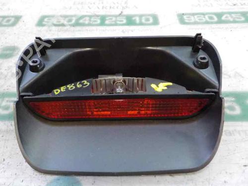 Used Rear center light DACIA SANDERO II 1.2 (75 hp) 10968975