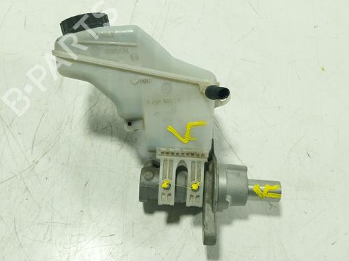 hovedbremsecylinder-opel-corsa-e-x15-2014-27806014 main image