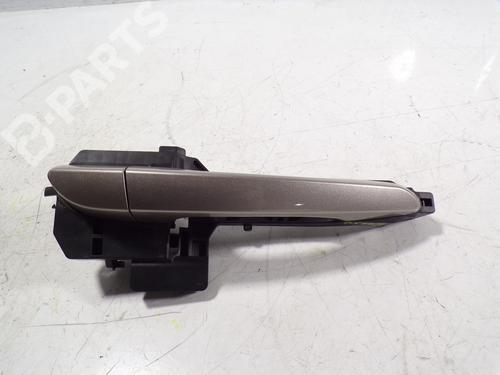 Used Rear right exterior door handle Rear right exterior door handle HYUNDAI TUCSON (TL, TLE) 1.7 CRDi (116 hp) 9446464 9446464