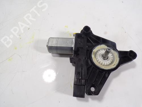 Used Right rear window motor Right rear window motor VOLVO V40 Hatchback (525) [2012-2019] 9139718 9139718