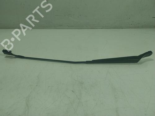 Used Front windshield wiper arm PEUGEOT 3008 I MPV (0U_) 1.6 BlueHDi 120 (120 hp) 18525420